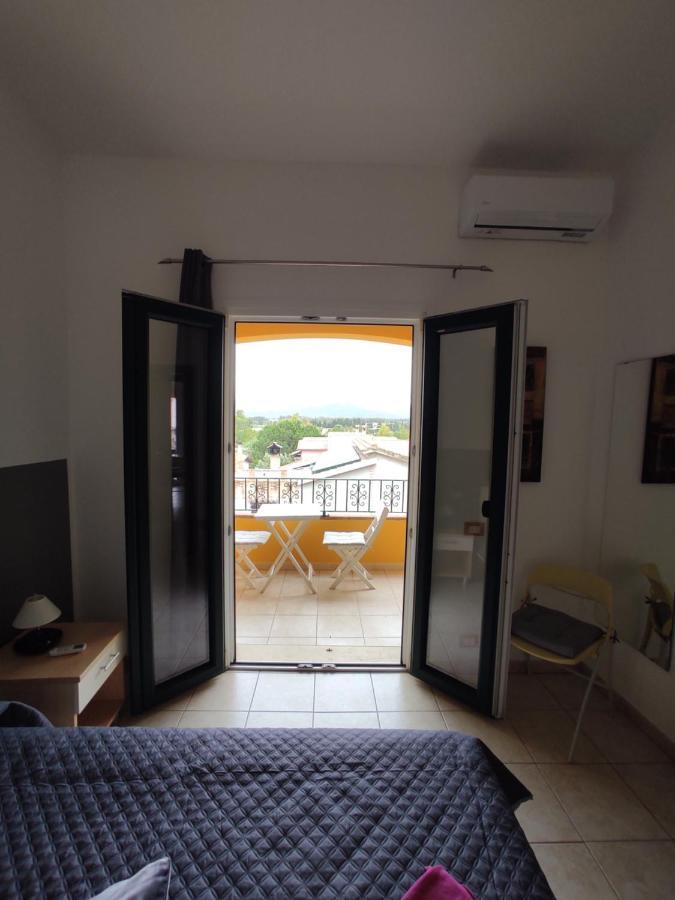 Casa Vacanze - Villa San Pietro Bagian luar foto