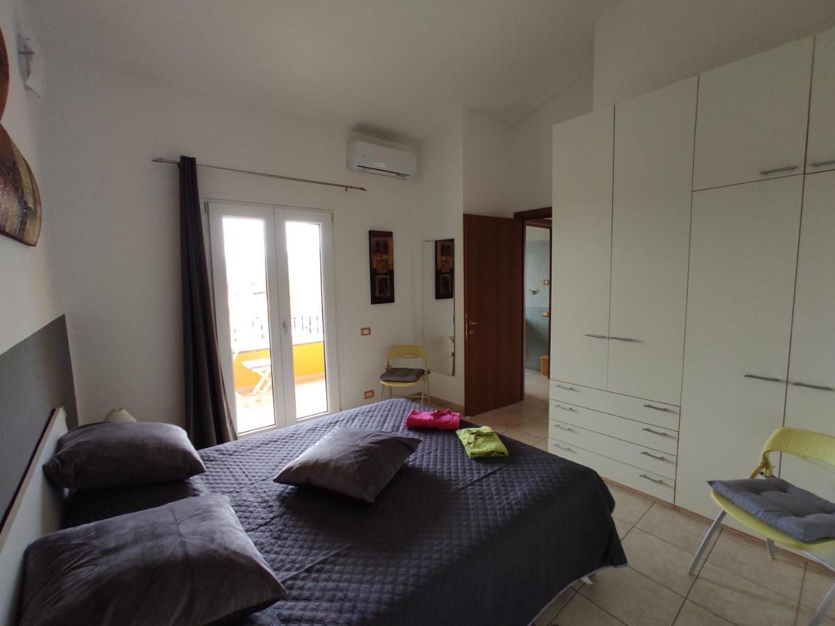 Casa Vacanze - Villa San Pietro Bagian luar foto