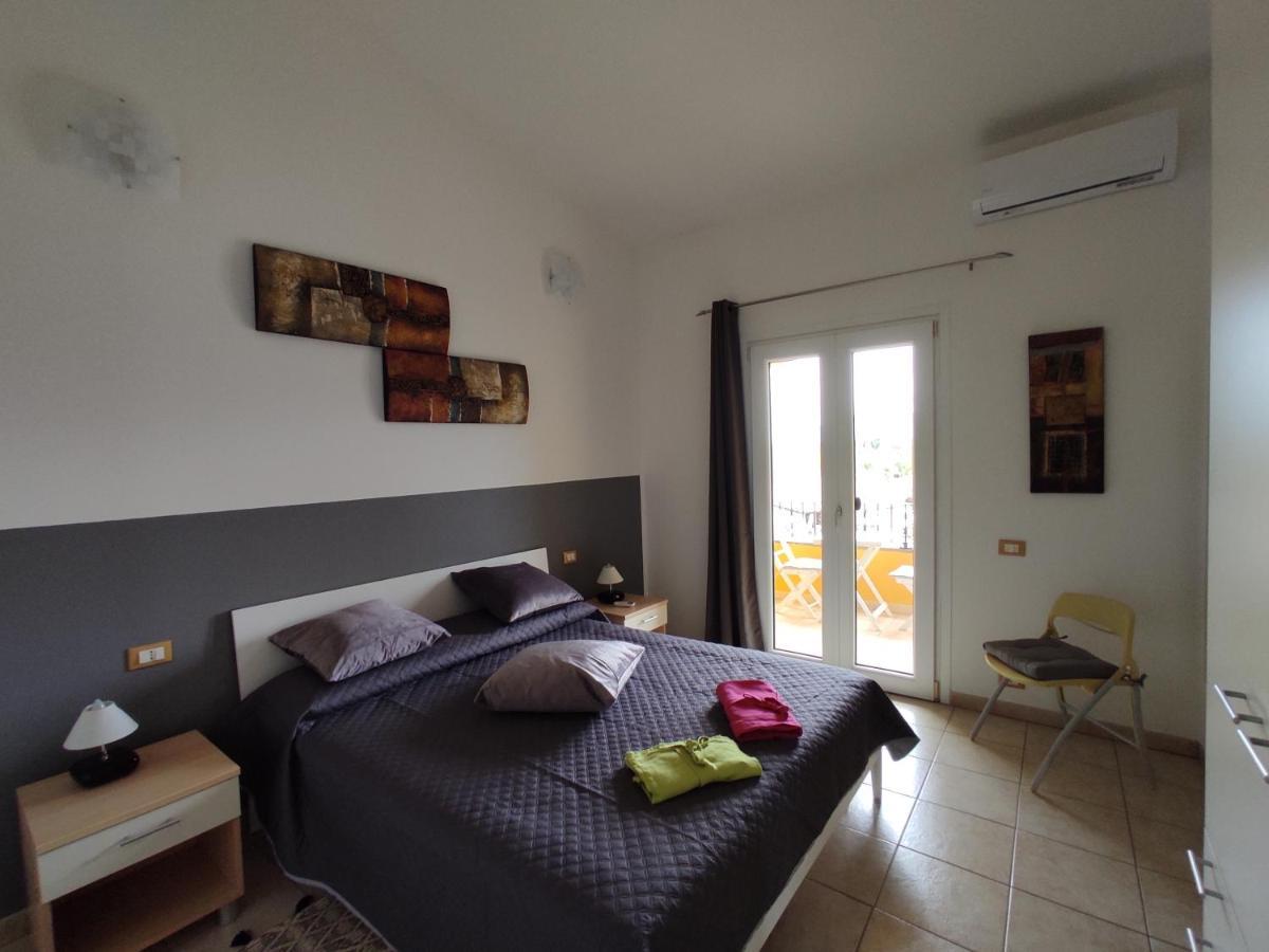 Casa Vacanze - Villa San Pietro Bagian luar foto