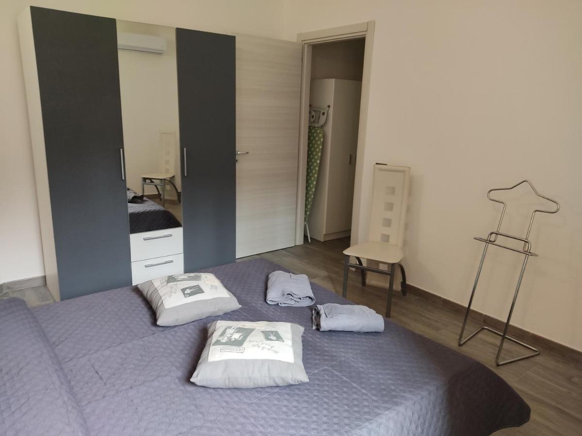 Casa Vacanze - Villa San Pietro Bagian luar foto